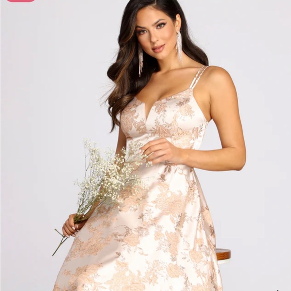 New with tags Prom Dress - Picture 4 of 10